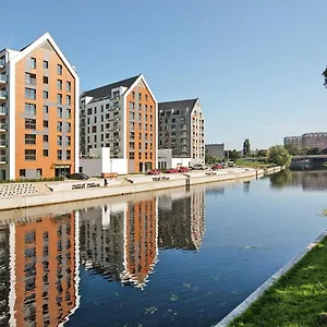 Nowa Motlawa Spa, Pool, Gym & Parking By Downtown Gdansk